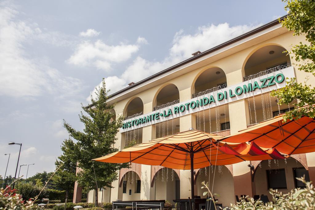 Just Hotel Lomazzo Fiera Extérieur photo