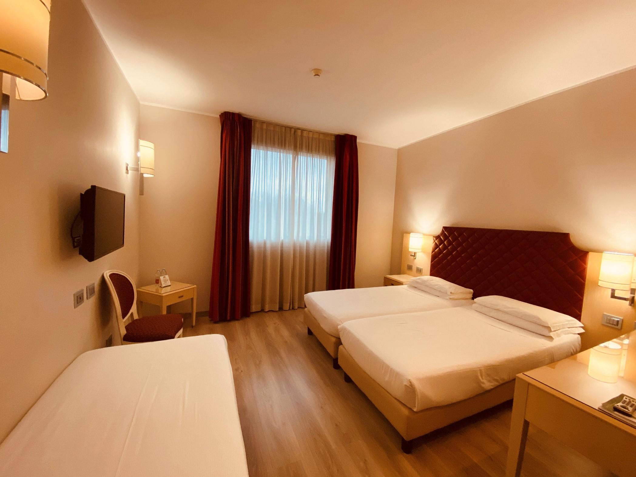 Just Hotel Lomazzo Fiera Extérieur photo