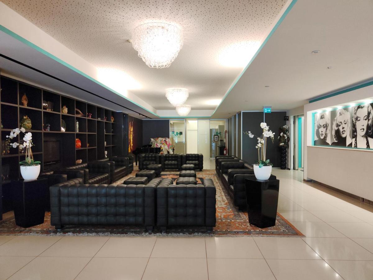Just Hotel Lomazzo Fiera Extérieur photo